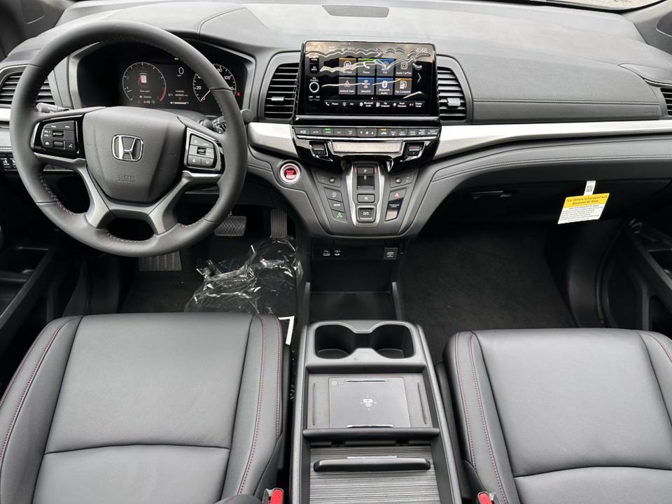 new 2026 Honda Odyssey car, priced at $42,625
