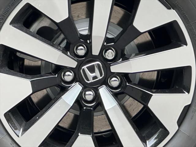 new 2025 Honda Odyssey car, priced at $42,360