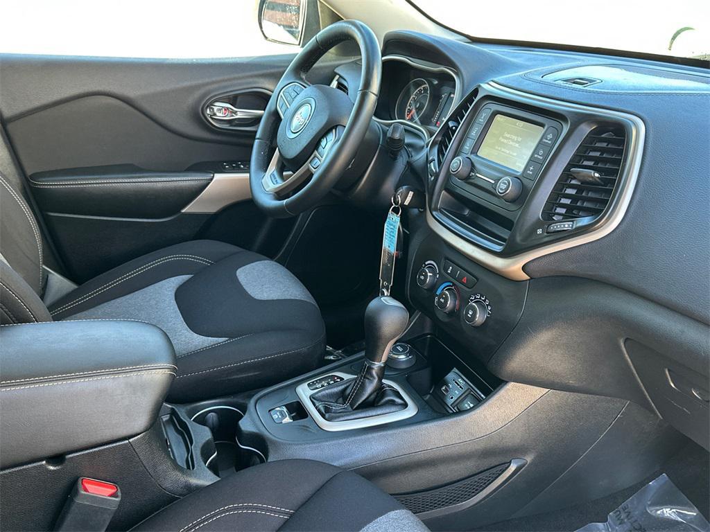 used 2017 Jeep Cherokee car, priced at $10,500