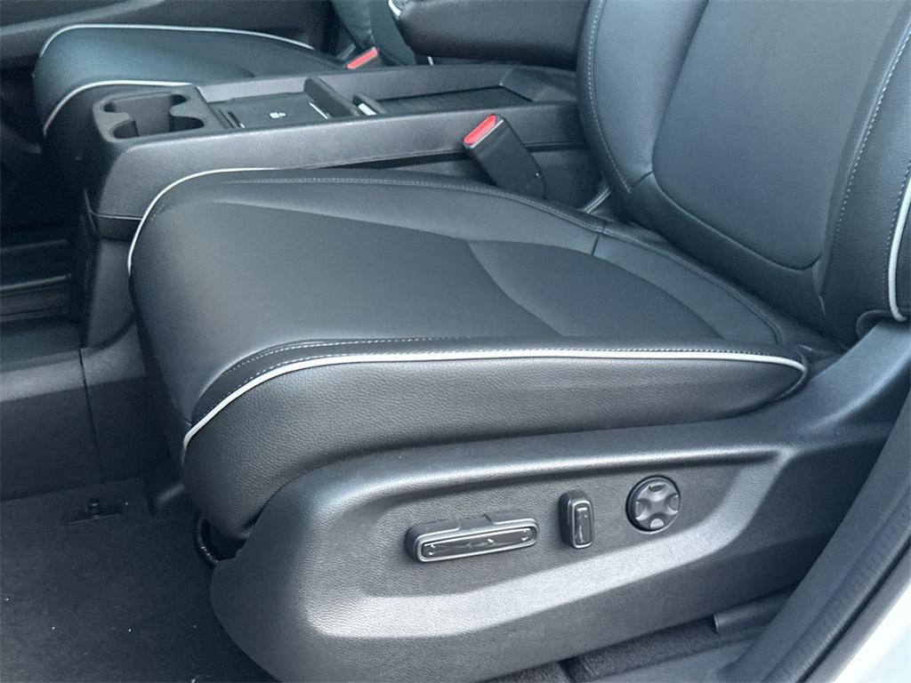new 2026 Honda Odyssey car, priced at $45,761