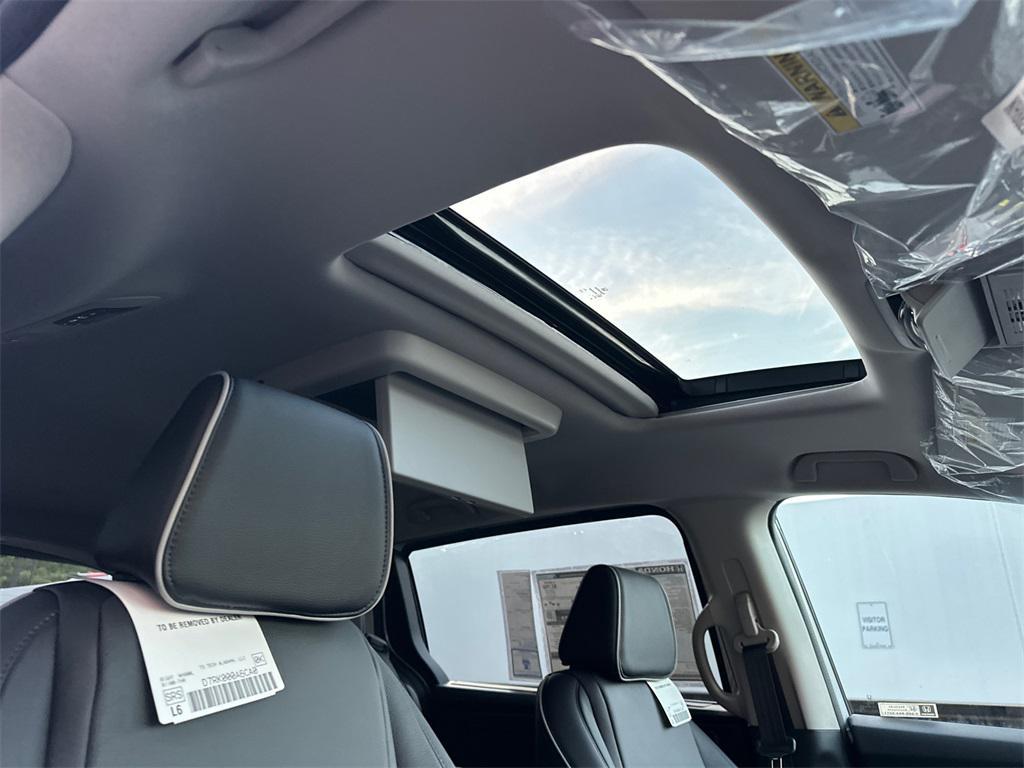 new 2026 Honda Odyssey car, priced at $45,761