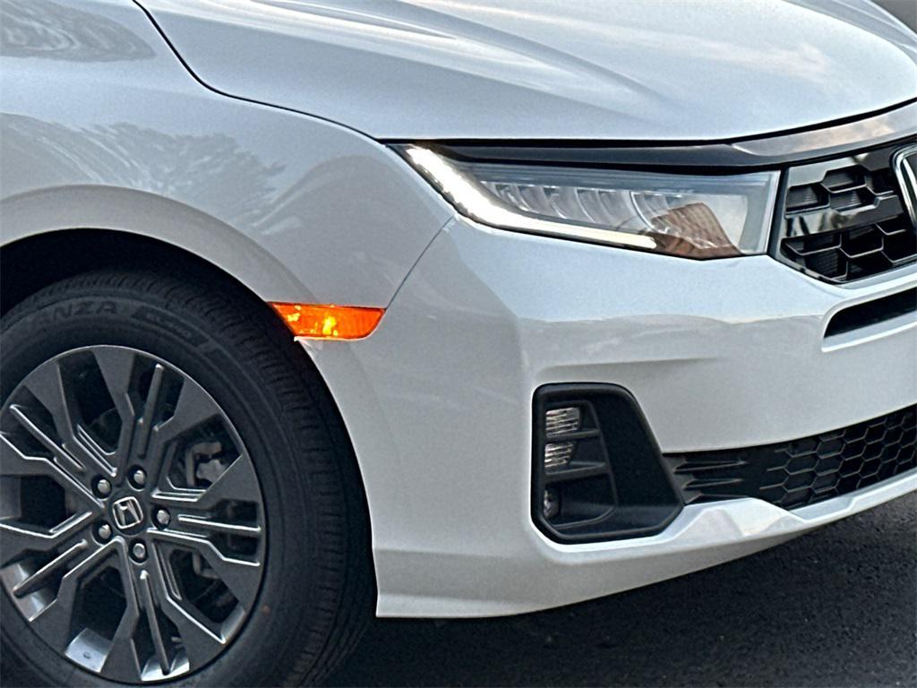 new 2026 Honda Odyssey car, priced at $45,761