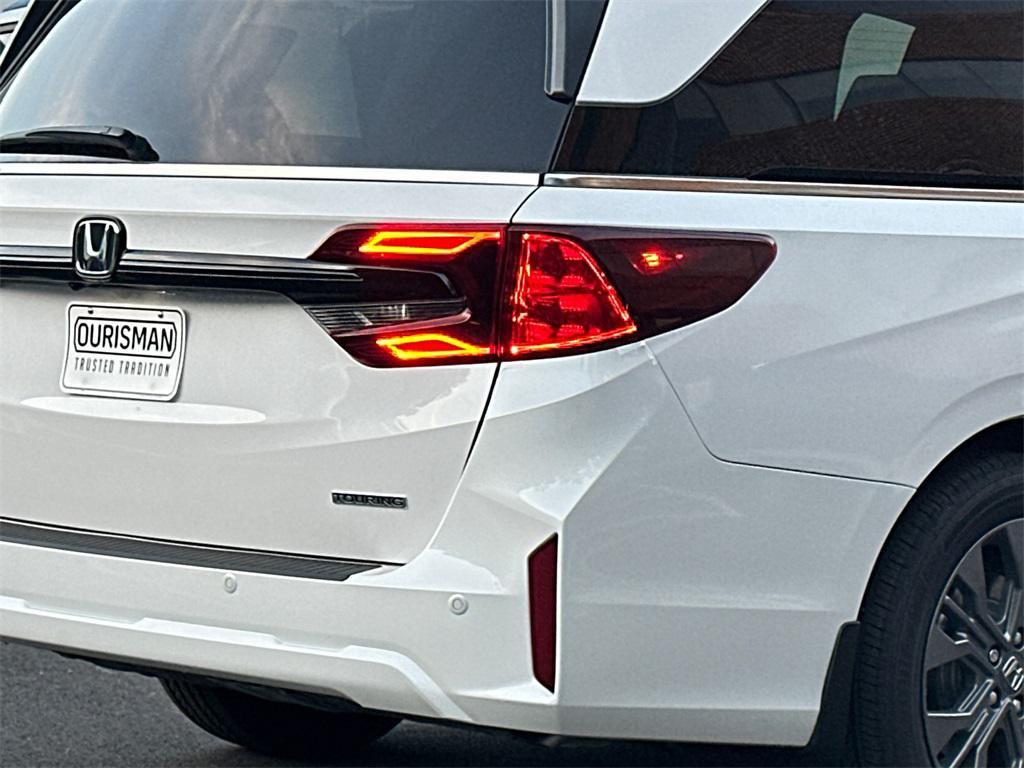 new 2026 Honda Odyssey car, priced at $45,761
