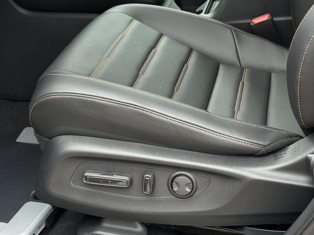 used 2025 Honda CR-V Hybrid car, priced at $40,000