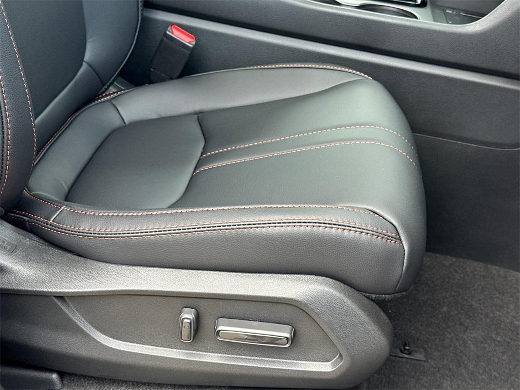 new 2025 Honda Pilot car, priced at $48,192