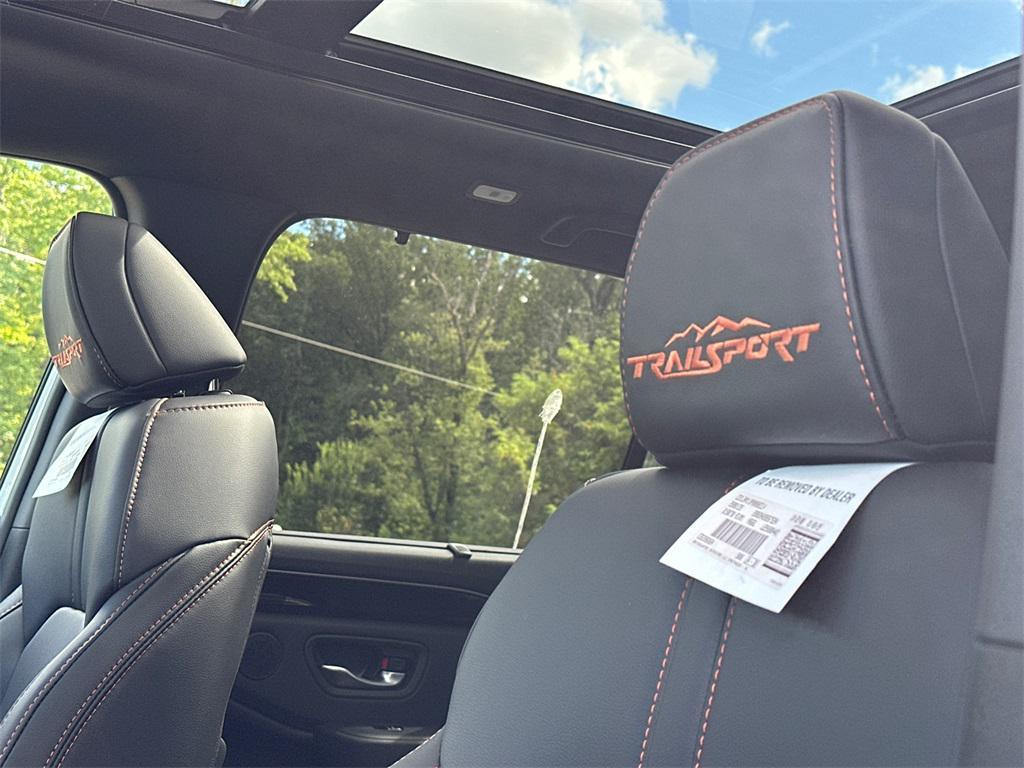 new 2025 Honda Pilot car, priced at $48,192