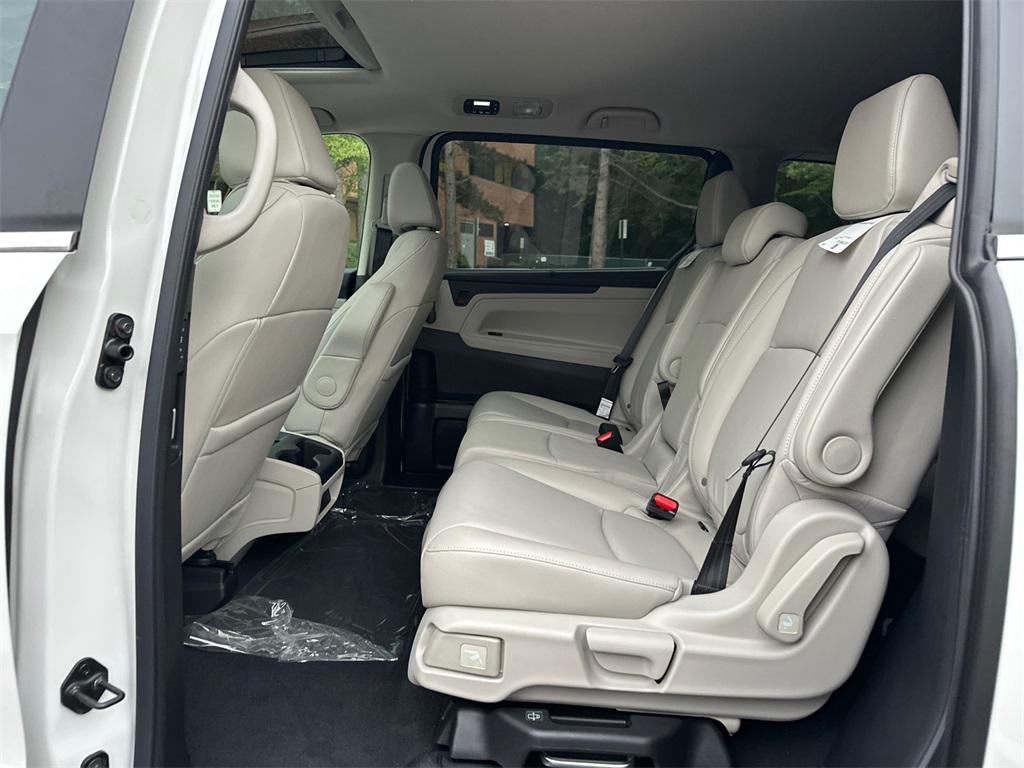 new 2026 Honda Odyssey car, priced at $42,065