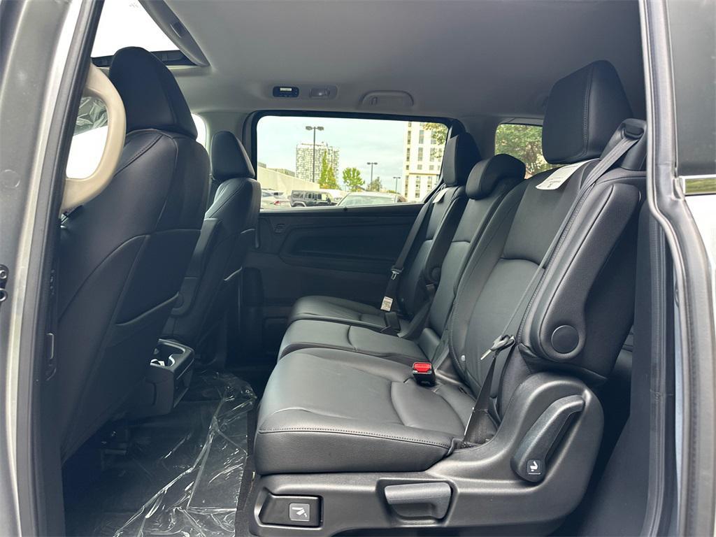 new 2026 Honda Odyssey car, priced at $41,638
