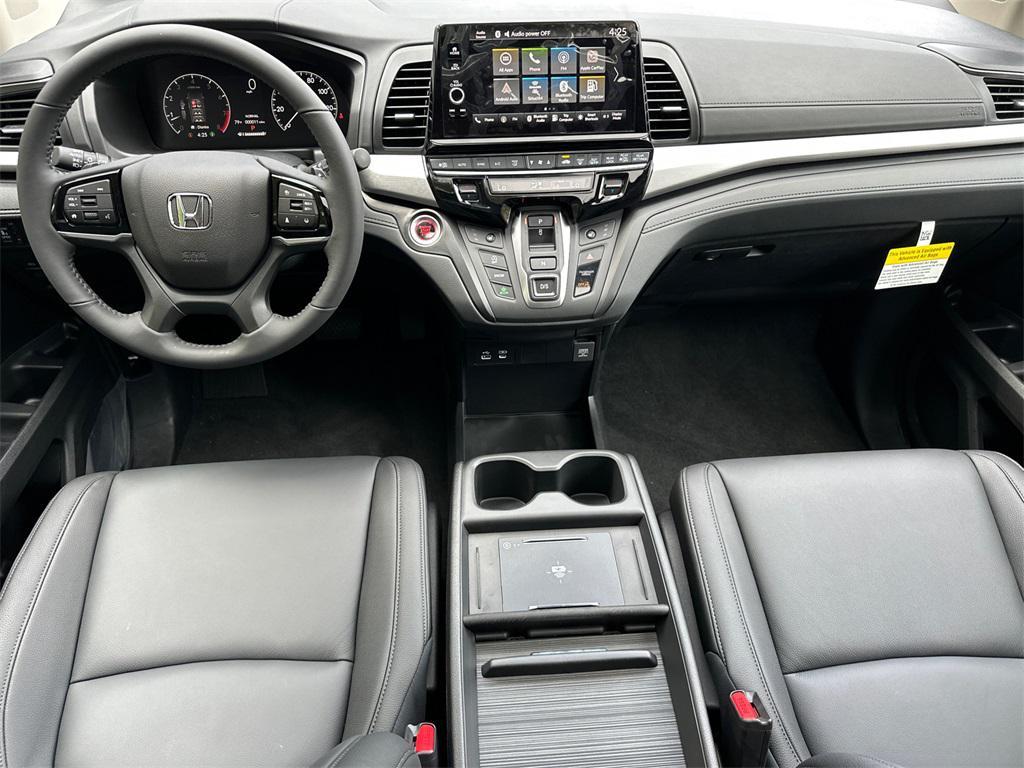 new 2026 Honda Odyssey car, priced at $41,638