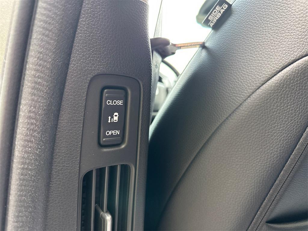 new 2026 Honda Odyssey car, priced at $41,638