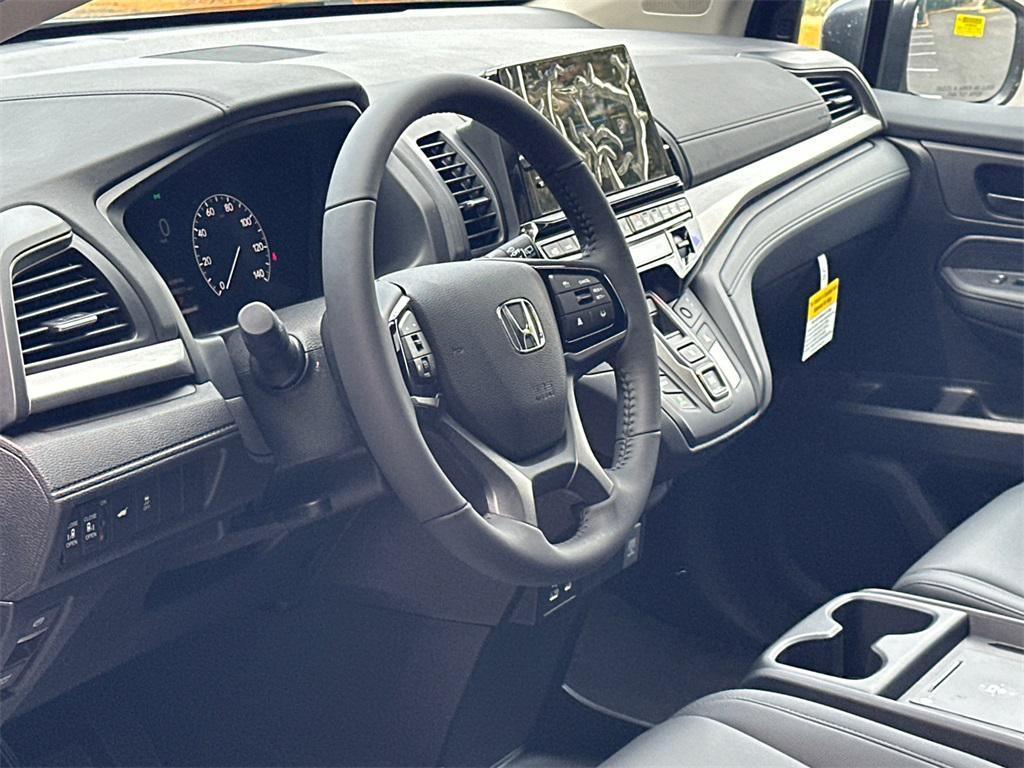new 2026 Honda Odyssey car, priced at $41,638