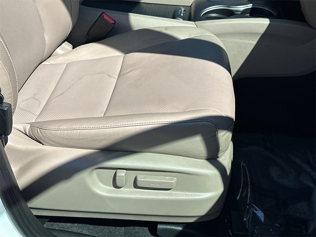 used 2022 Honda Ridgeline car, priced at $29,500