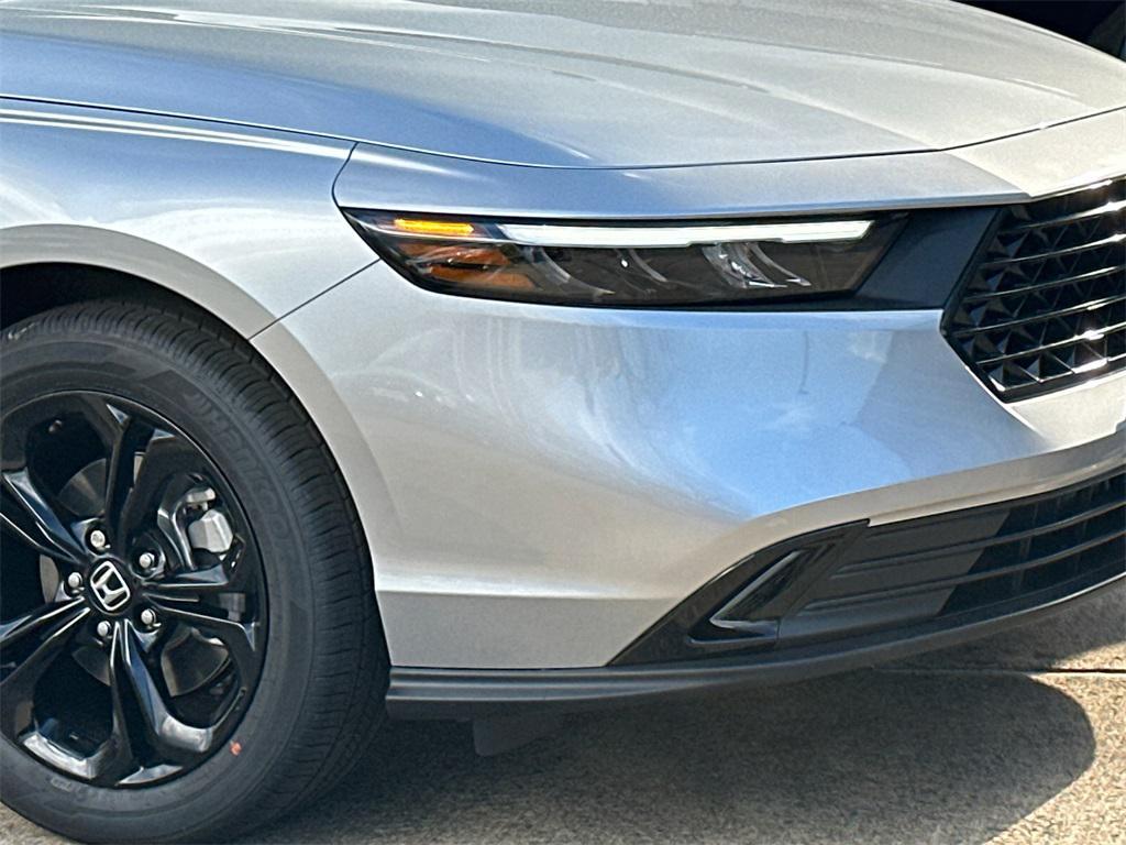 new 2025 Honda Accord car, priced at $30,442