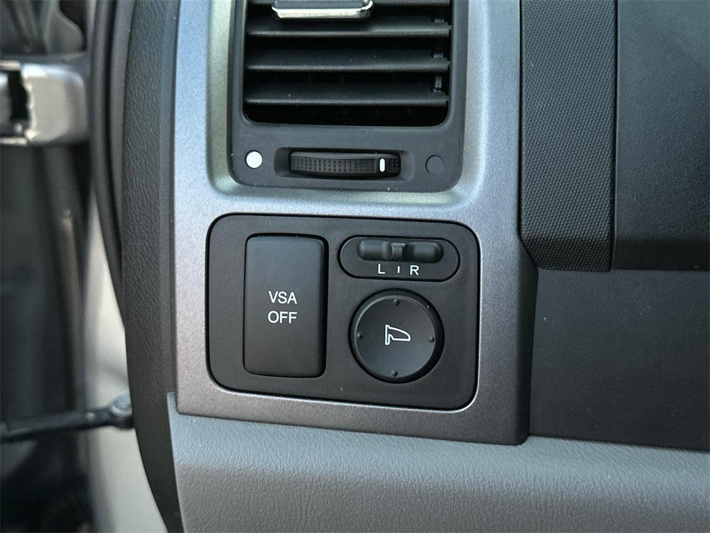 used 2007 Honda CR-V car, priced at $9,000
