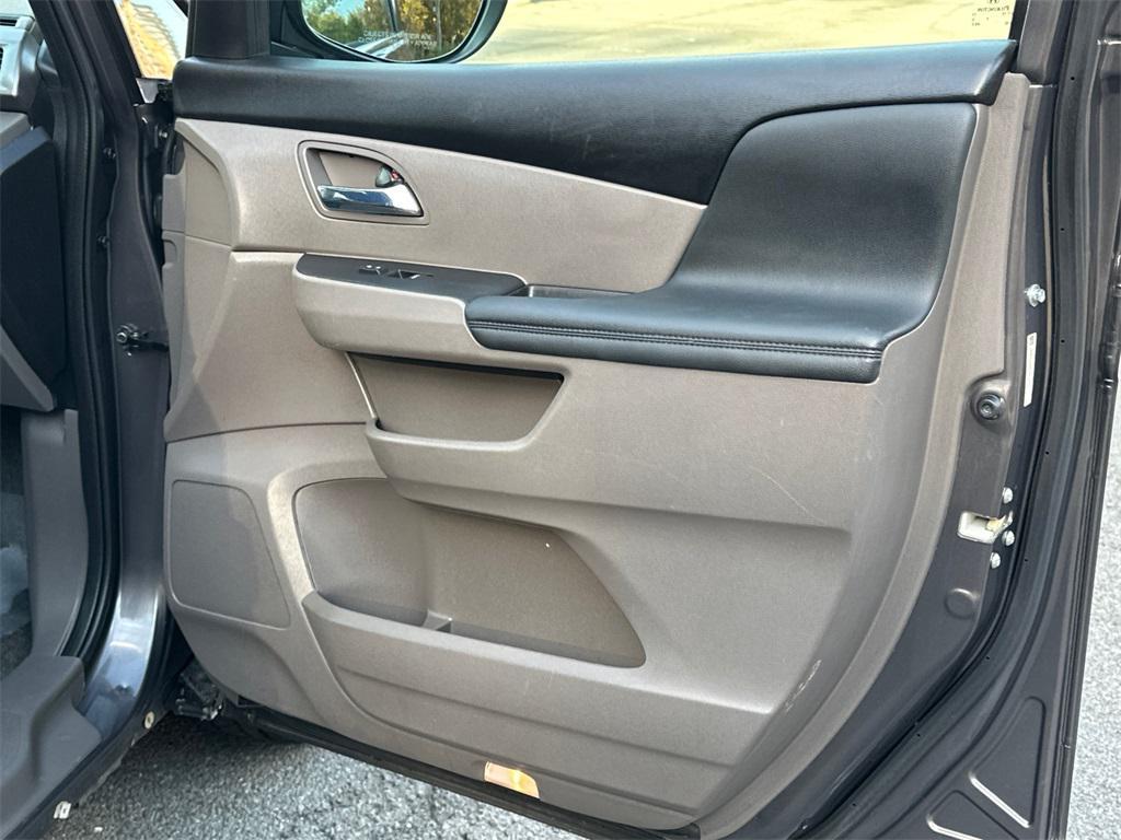 used 2016 Honda Odyssey car, priced at $15,500
