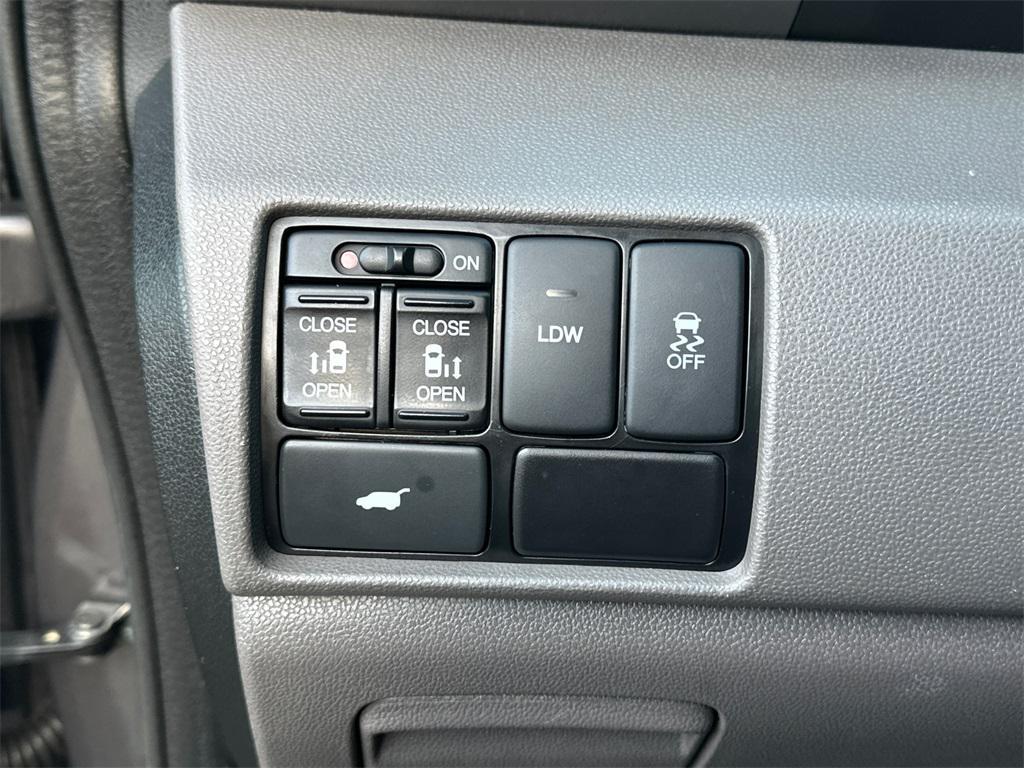 used 2016 Honda Odyssey car, priced at $15,500