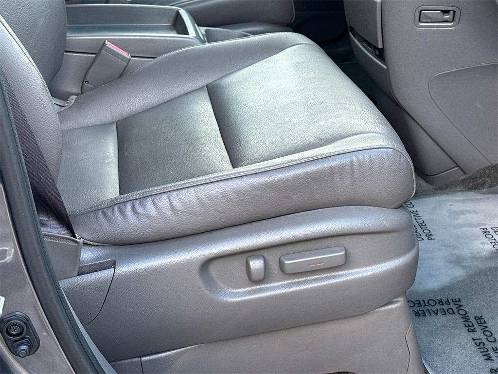 used 2016 Honda Odyssey car, priced at $15,500