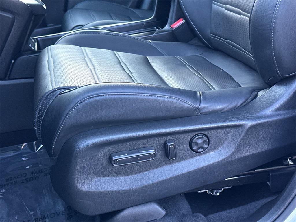 used 2022 Honda CR-V car, priced at $29,000