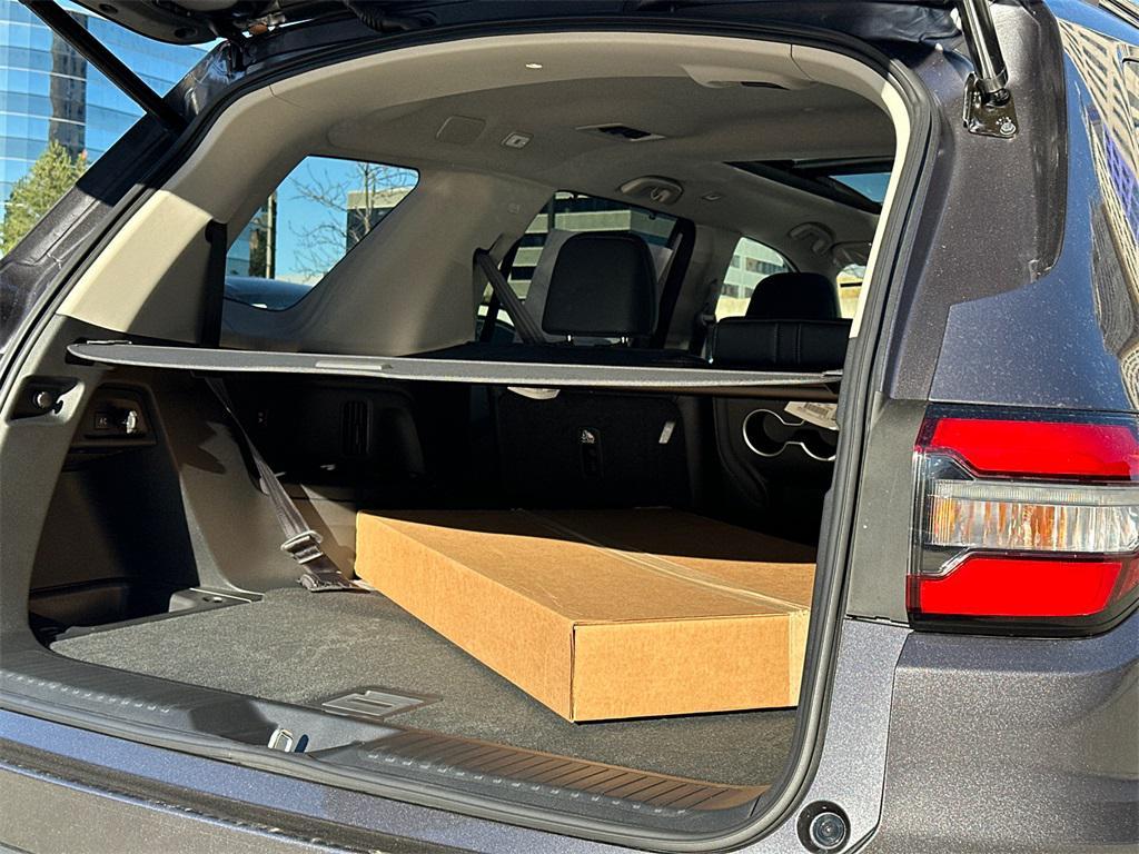 new 2025 Honda Pilot car, priced at $48,566