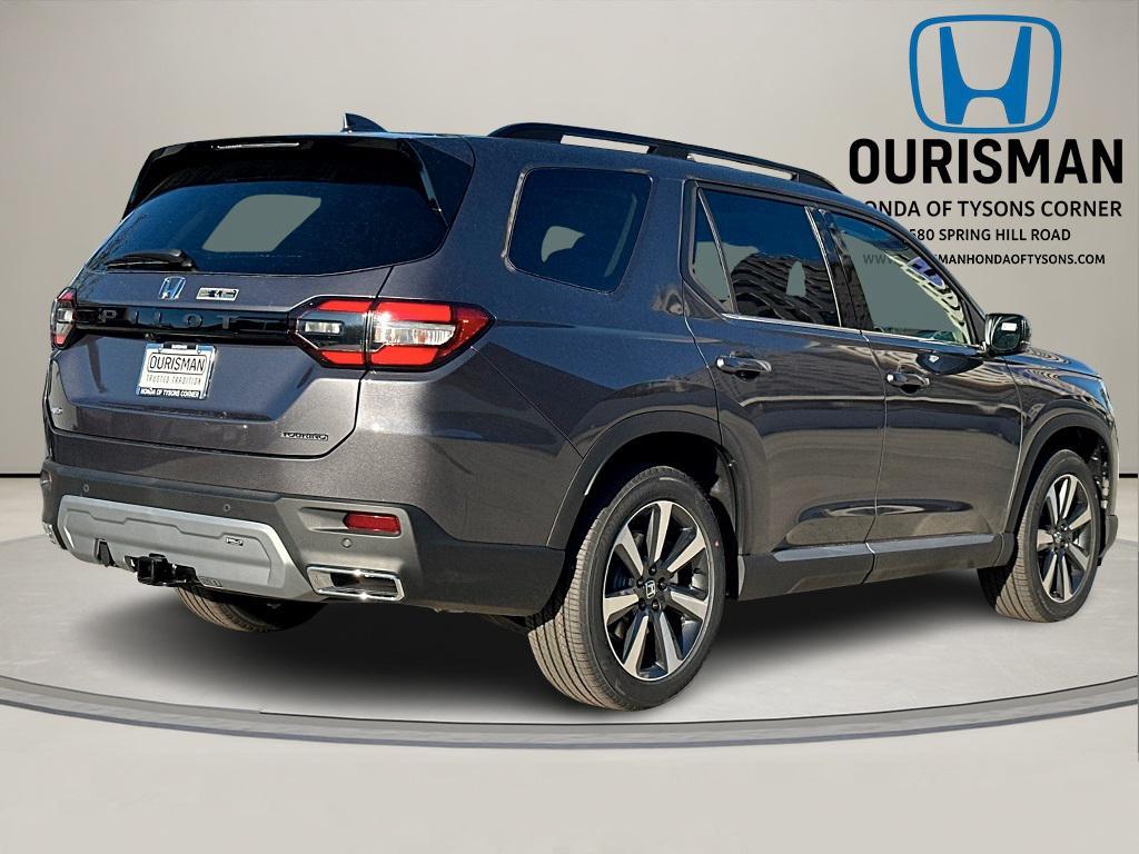 new 2025 Honda Pilot car, priced at $48,566