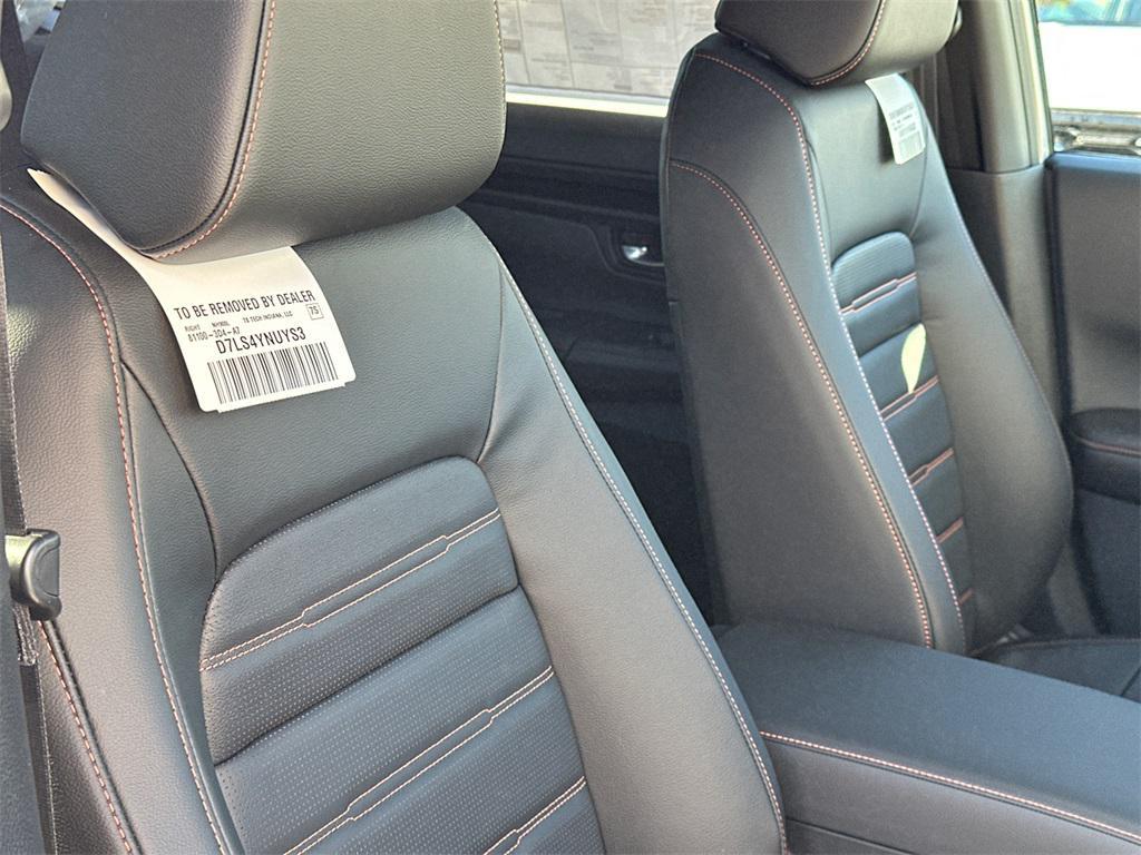 new 2026 Honda CR-V Hybrid car, priced at $39,584