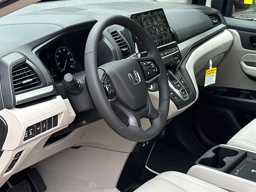 new 2026 Honda Odyssey car, priced at $42,065