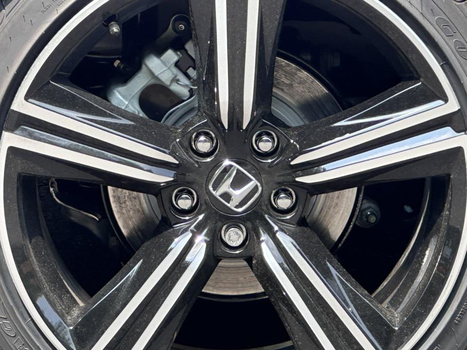 new 2025 Honda Accord Hybrid car, priced at $33,655