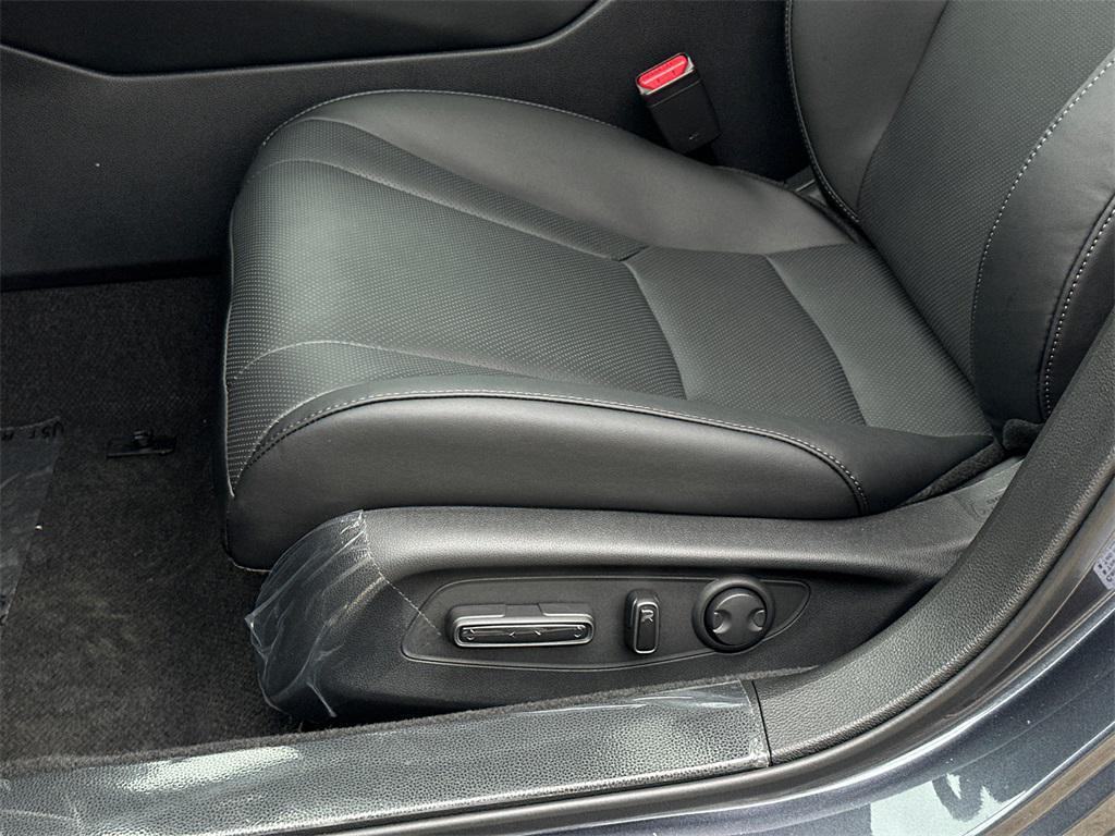 new 2025 Honda Accord Hybrid car, priced at $37,621