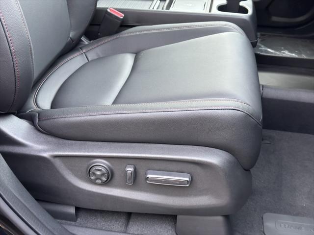 new 2025 Honda Odyssey car, priced at $42,863