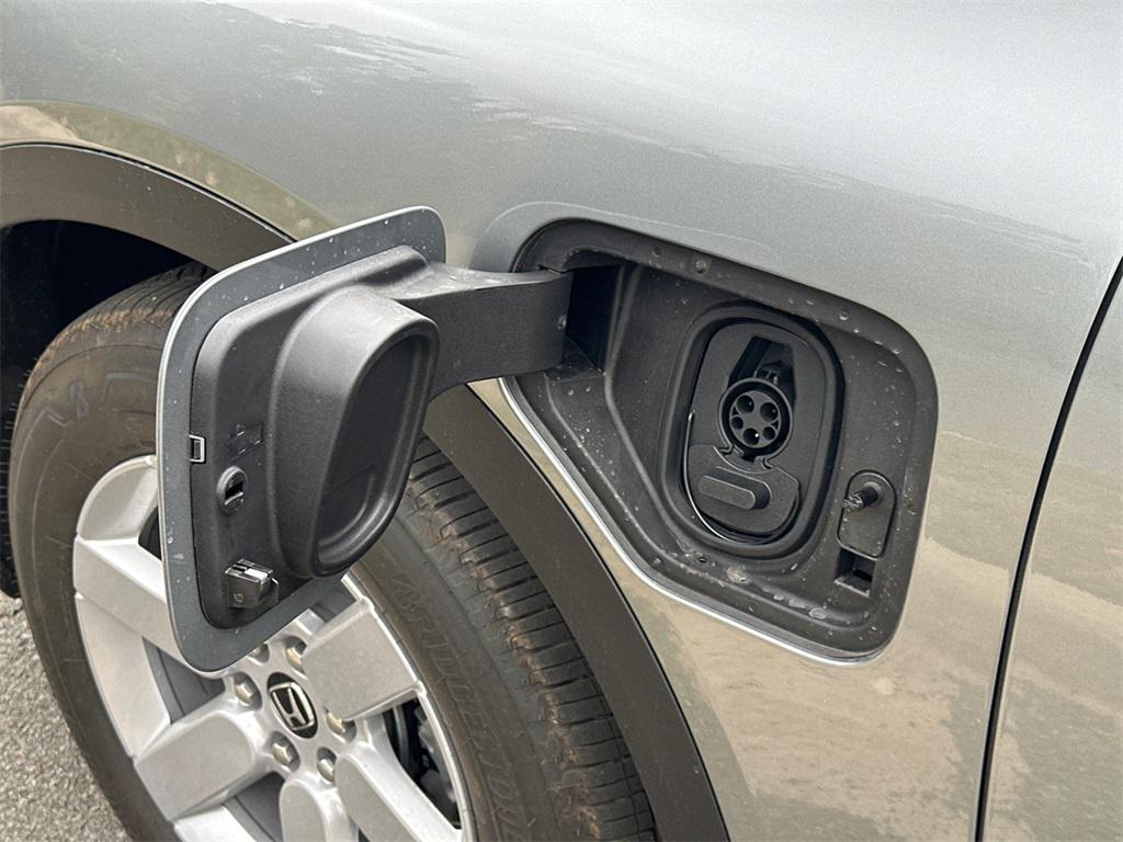 new 2025 Honda Prologue car, priced at $50,276