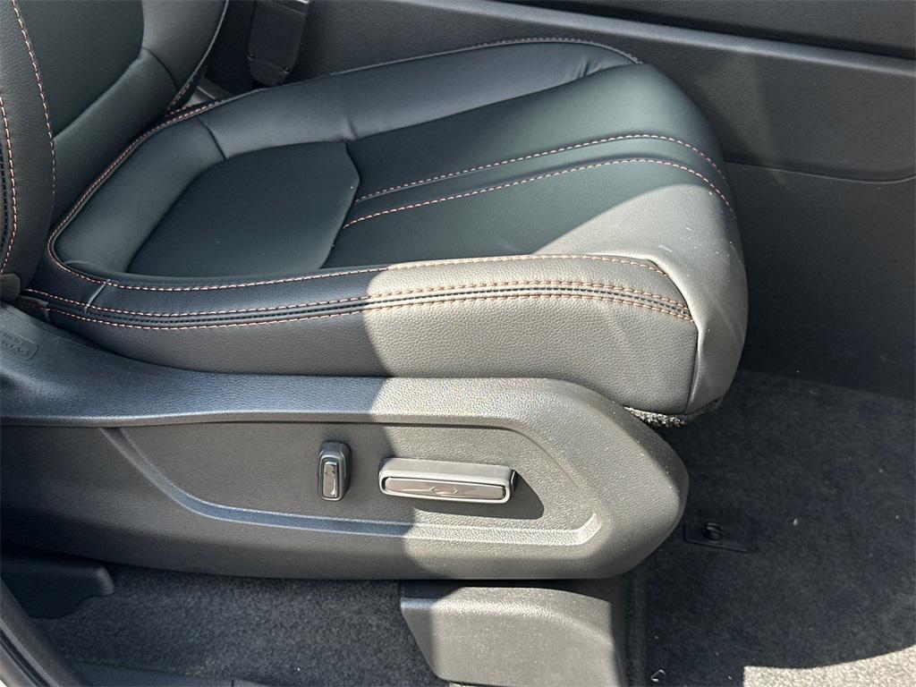 new 2025 Honda Pilot car, priced at $47,832