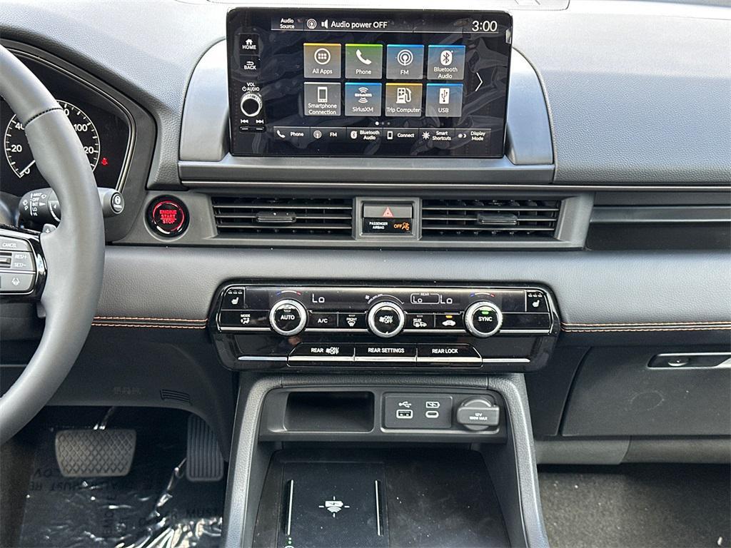 new 2025 Honda Pilot car, priced at $47,832