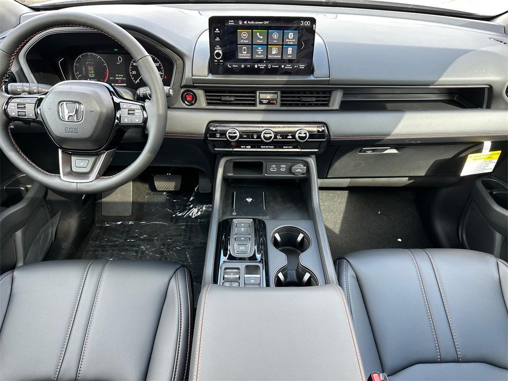 new 2025 Honda Pilot car, priced at $47,832