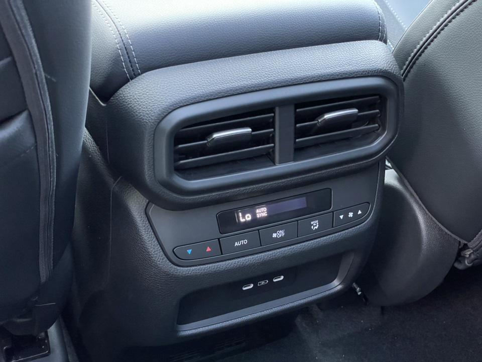 new 2025 Honda Pilot car, priced at $47,703