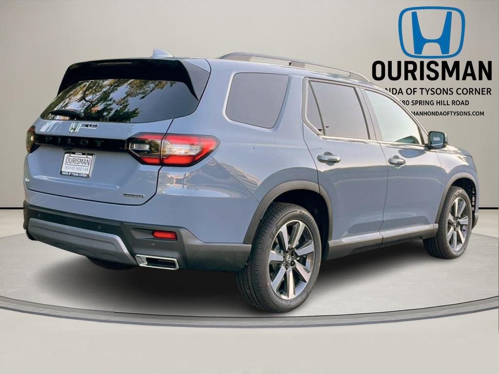 new 2025 Honda Pilot car, priced at $47,703