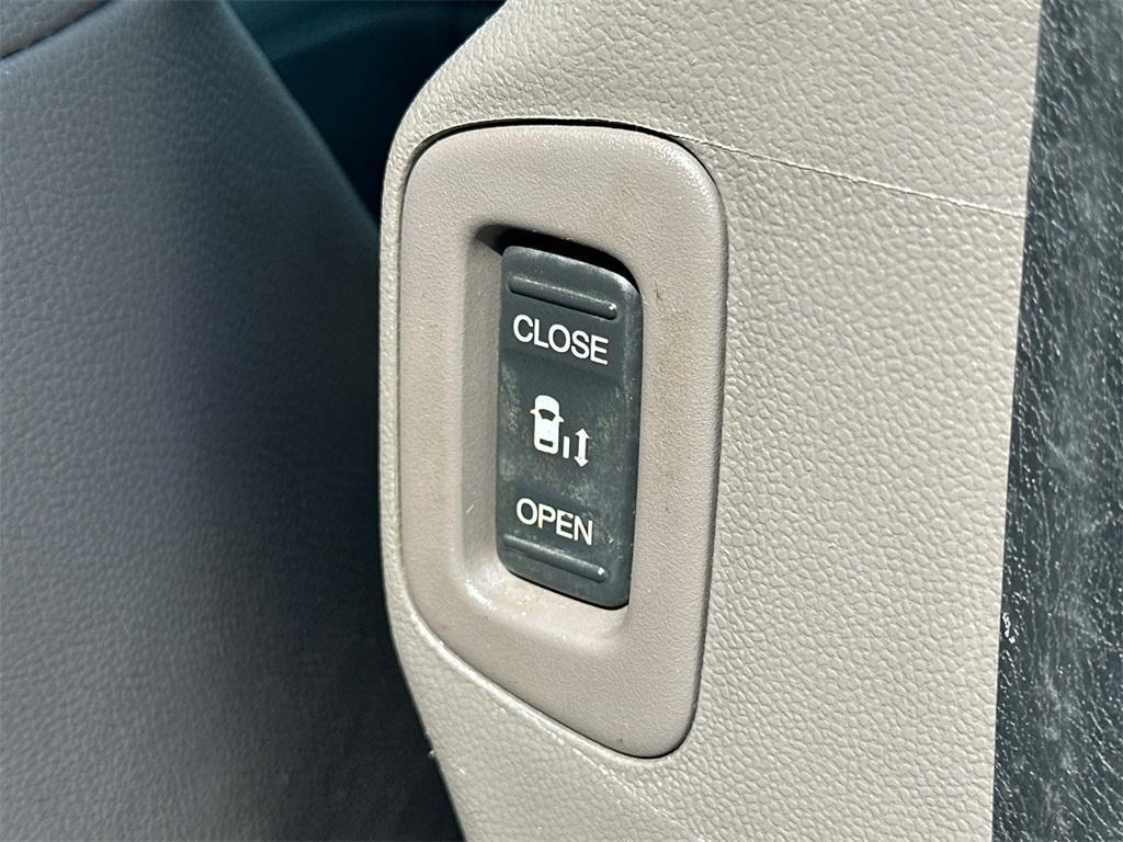 used 2012 Honda Odyssey car, priced at $9,500