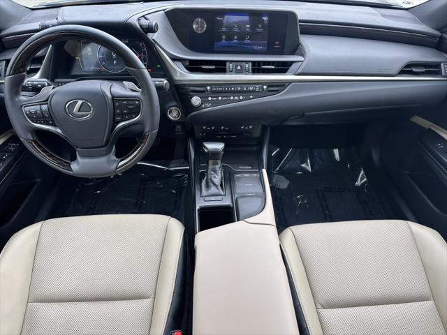 used 2021 Lexus ES 350 car, priced at $31,900