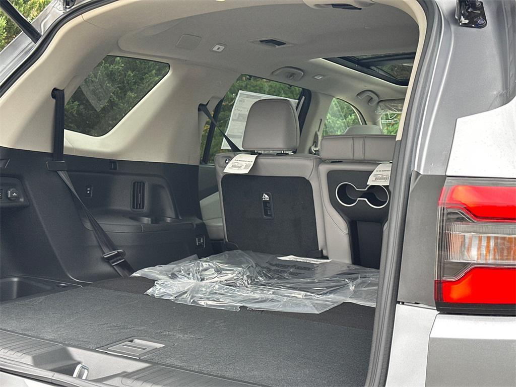 new 2025 Honda Pilot car, priced at $48,566