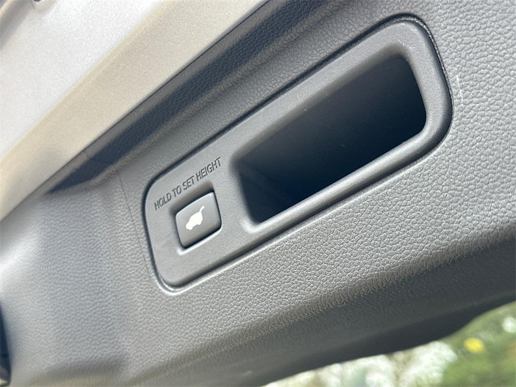 new 2025 Honda Pilot car, priced at $48,566