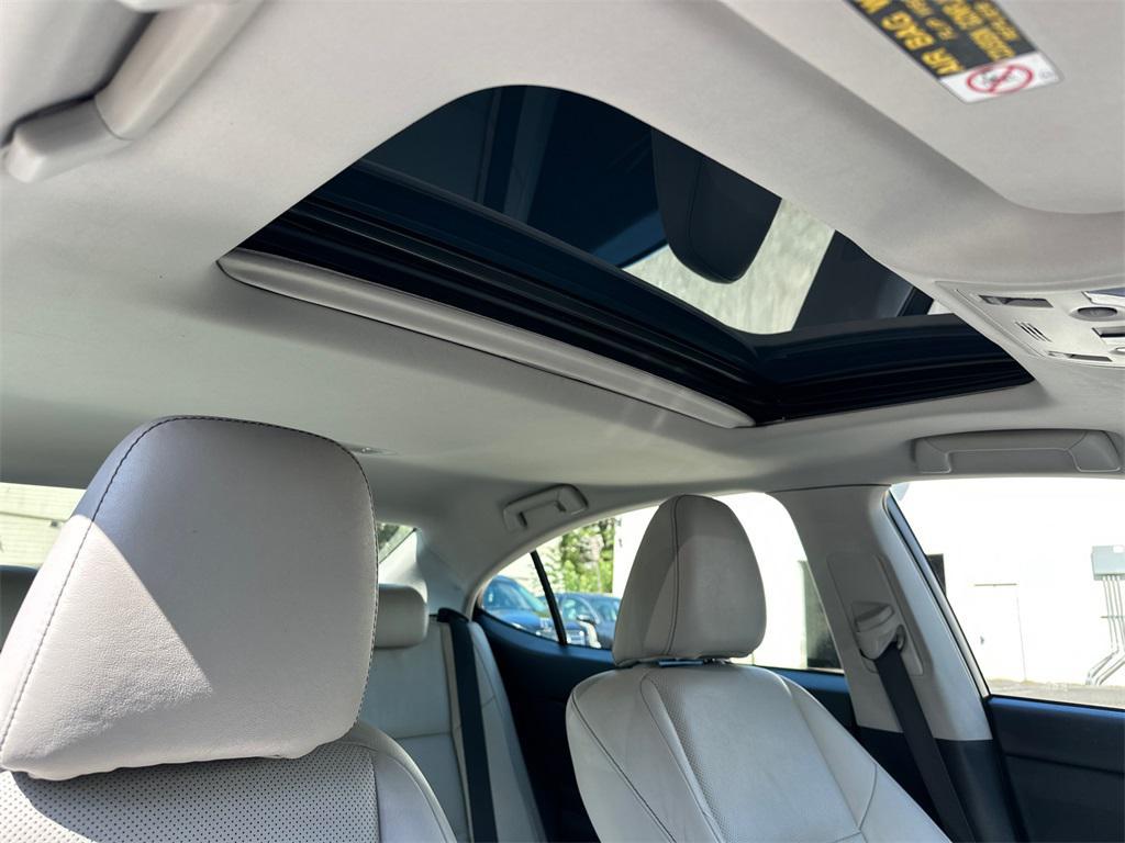 used 2014 Lexus ES 350 car, priced at $17,500