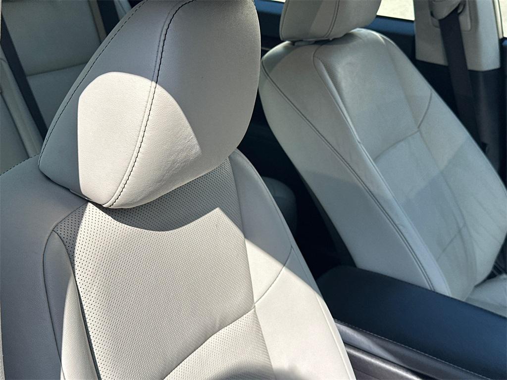 used 2014 Lexus ES 350 car, priced at $17,500