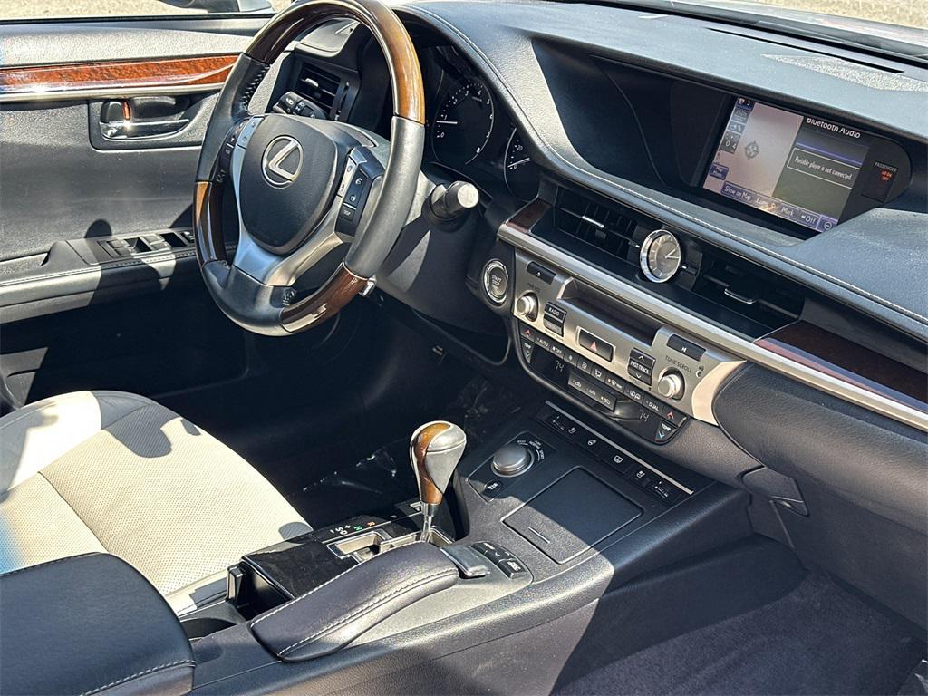 used 2014 Lexus ES 350 car, priced at $17,500