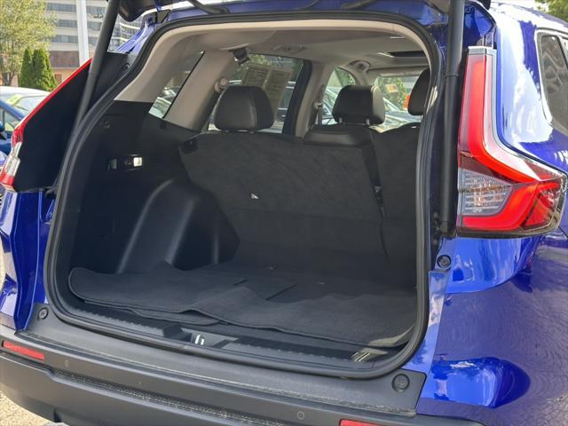 used 2024 Honda CR-V car, priced at $33,000