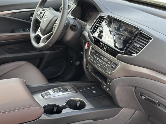 new 2025 Honda Ridgeline car, priced at $41,765