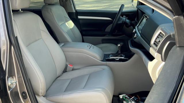 used 2018 Toyota Highlander car, priced at $24,000