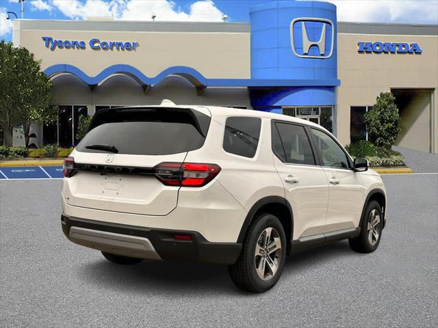 new 2025 Honda Pilot car, priced at $46,595