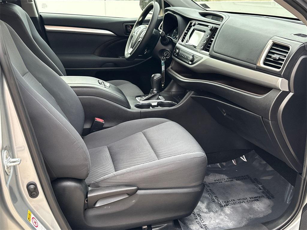 used 2019 Toyota Highlander car, priced at $22,500