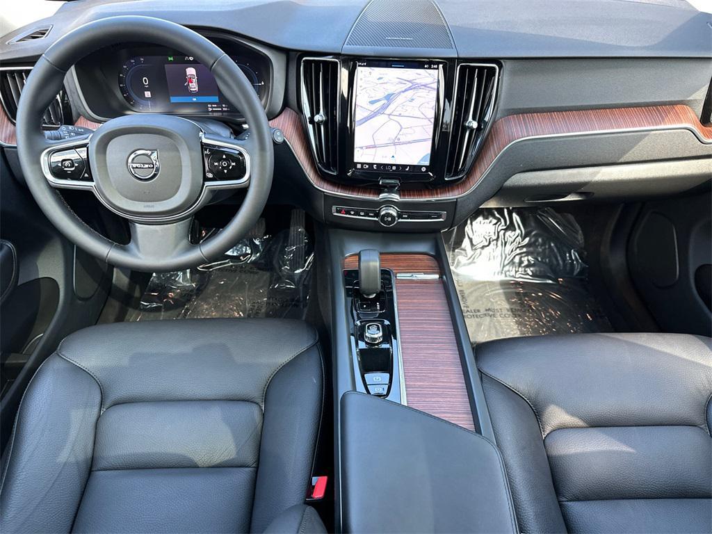 used 2023 Volvo XC60 Recharge Plug-In Hybrid car, priced at $43,000