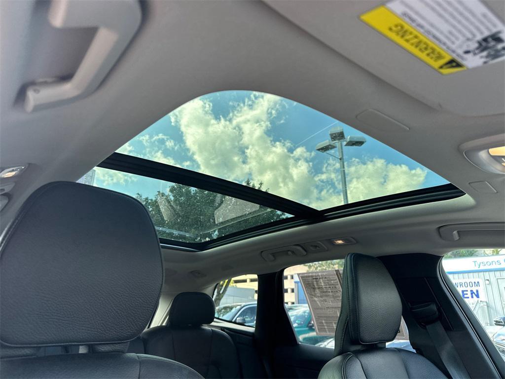 used 2023 Volvo XC60 Recharge Plug-In Hybrid car, priced at $43,000