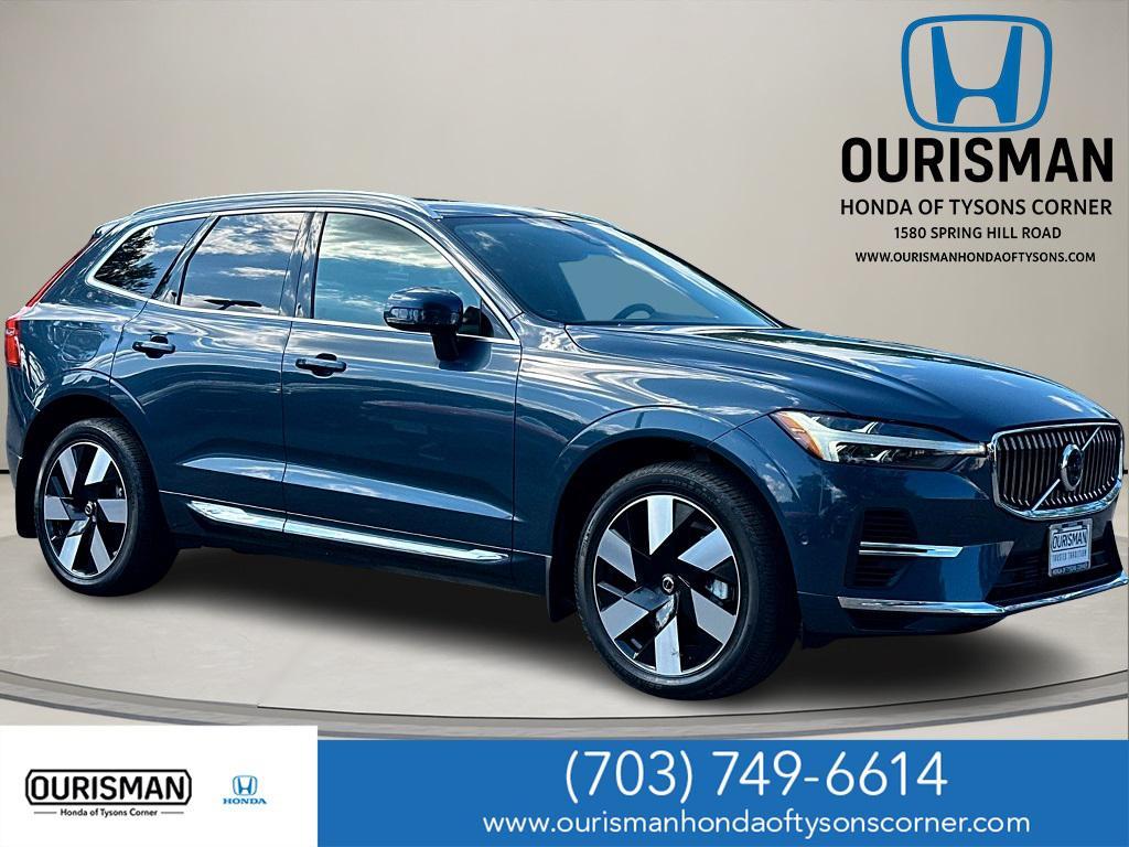 used 2023 Volvo XC60 Recharge Plug-In Hybrid car, priced at $43,000